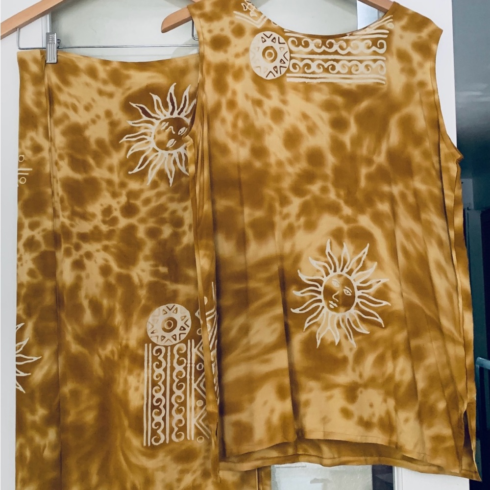 Sun and Moon Patterned Sleeveless Top and wrap Skirt Set